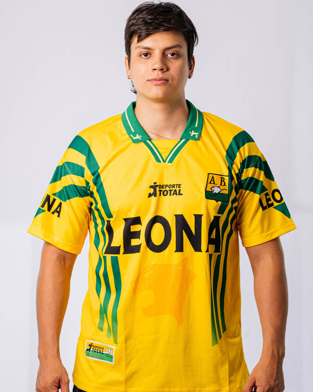 CAMISETA BUCARAMANGA RETRO MALTA LEONA