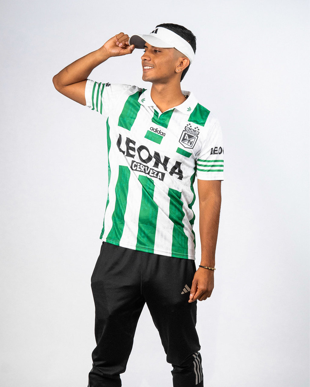 CAMISETA RETRO ATLETICO NACIONAL LEONA