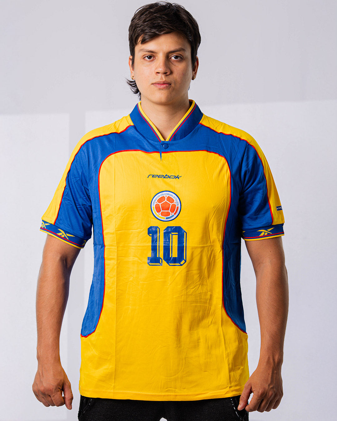 CAMISETA RETRO 2001 COLOMBIA