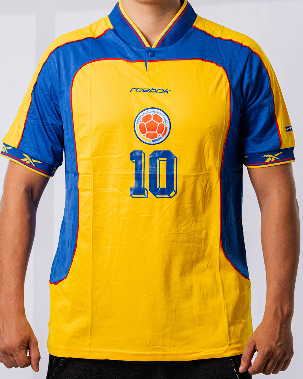 CAMISETA RETRO 2001 COLOMBIA