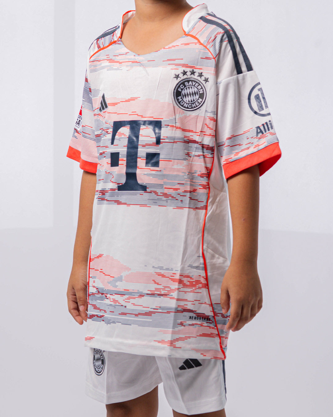 CONJUNTO BAYER VISITANTE NIÑO