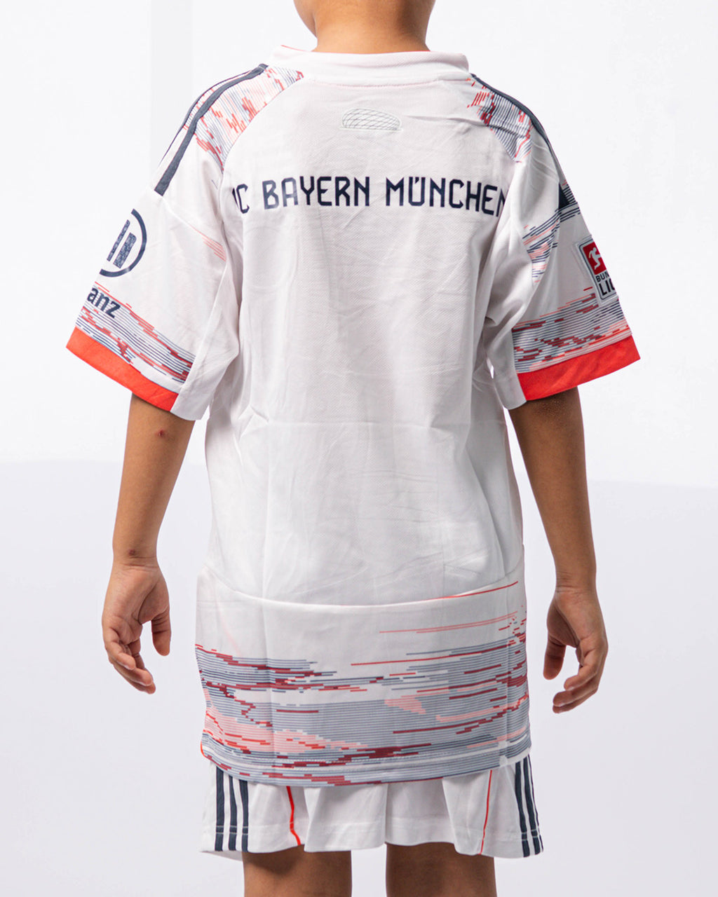 CONJUNTO BAYER VISITANTE NIÑO