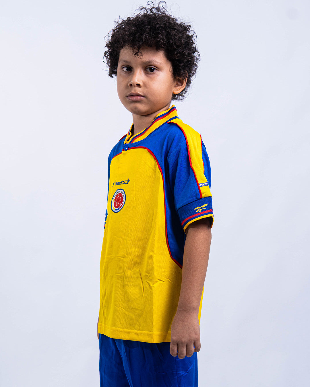 CONJUNTO PARA NIÑO COLOMBIA 2001